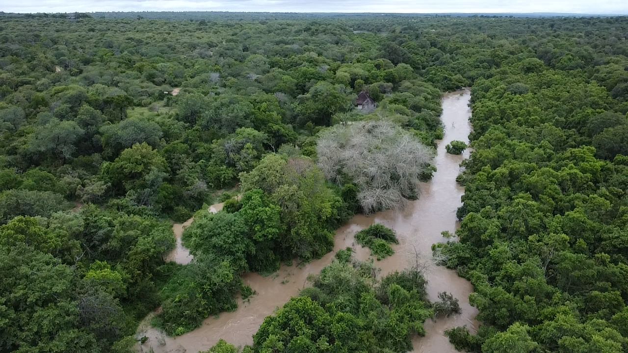 Severe Weather and Flooding in Hoedspruit | Safety Measures and Temporary Travel Disruptions